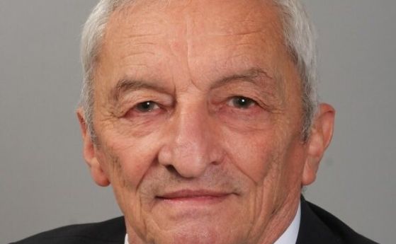 Проф. д-р Богомил Манов