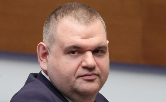 Делян Пеевски в парламента. БГНЕС/Антон Станков