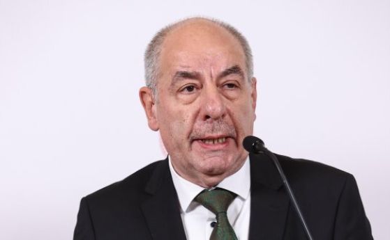 Унгарският парламент елиминира 'марионетката на Орбан'
