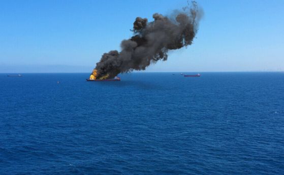 Дрон уцели US танкер за превоз на газ в египетско пристанище
