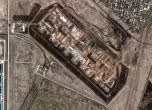 Сателитна снимка на повреден склад за оръжия и боеприпаси в база "Енгелс" - Maxar Technologies/АП/БТА