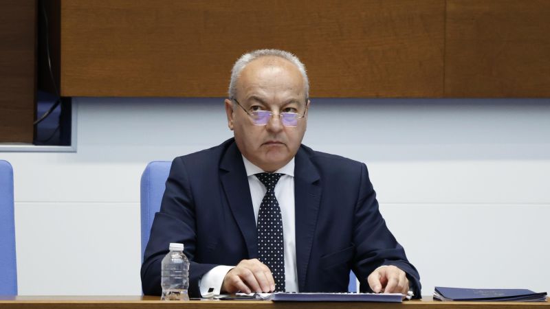 Гълъб Донев