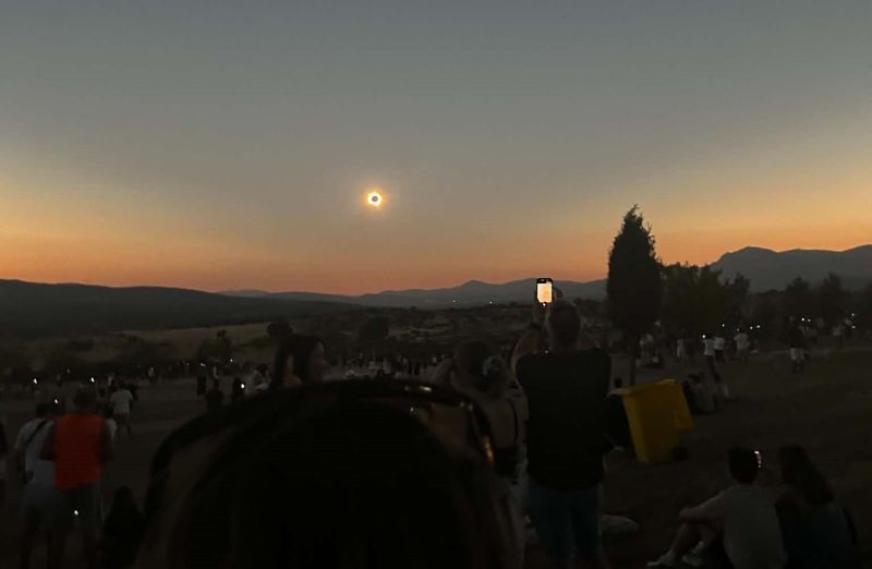слънчево затъмнение