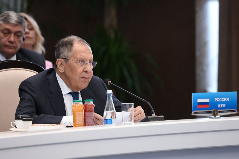 Лавров