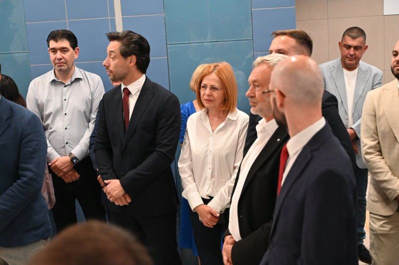 Борис Бонев и Йорданка Фандъкова на откриването на новия участък на метрото. Йорданка Фандъкова - Yordanka Fandakova/Фейсбук
