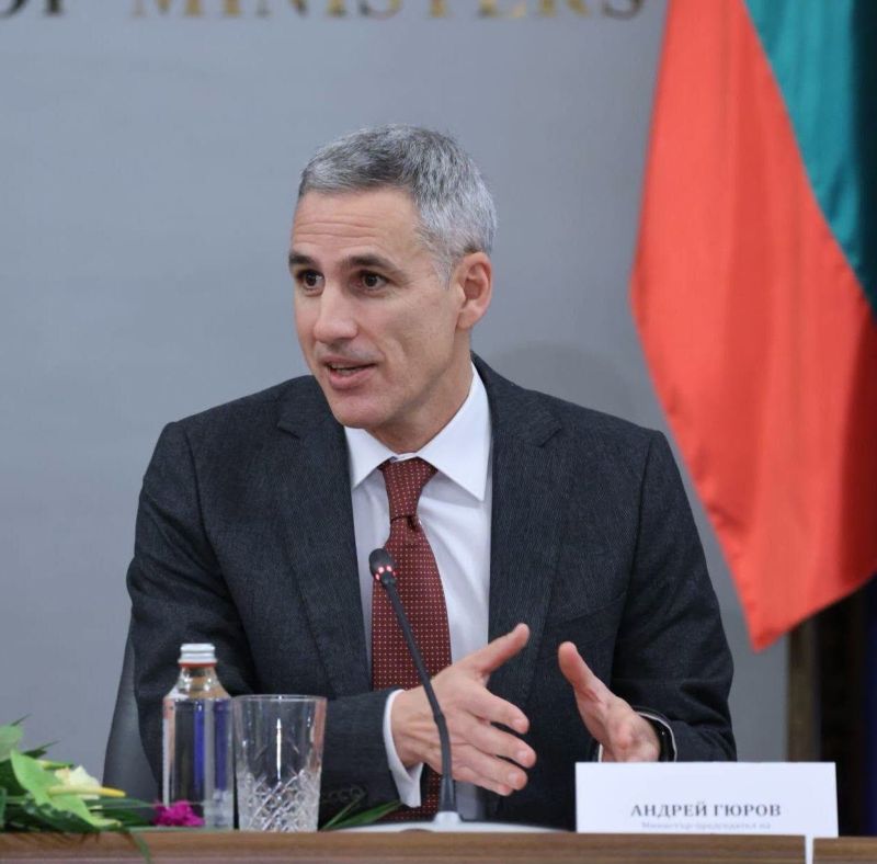 Андрей Гюров, ФБ