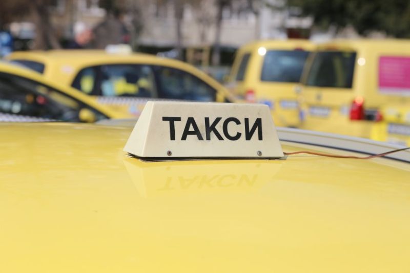 Табела на такси, Архив