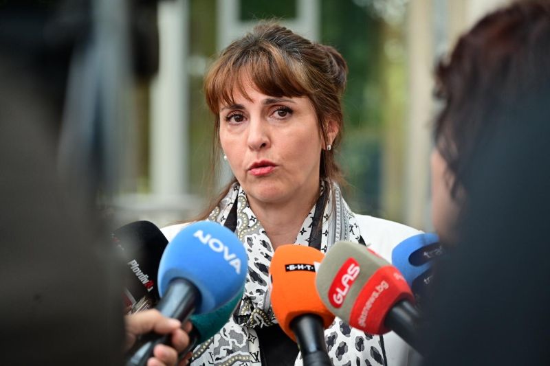 Наталия Ефремова дава брифинг за медиите. БГНЕС/Валентина Биларева
