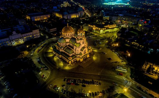 Въпросът не е защо Бургас спечели, а защо София загуби