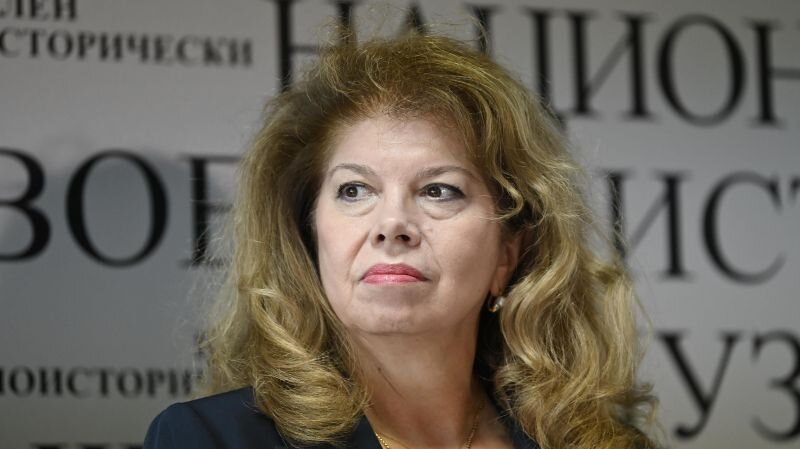 Илияна Йотова