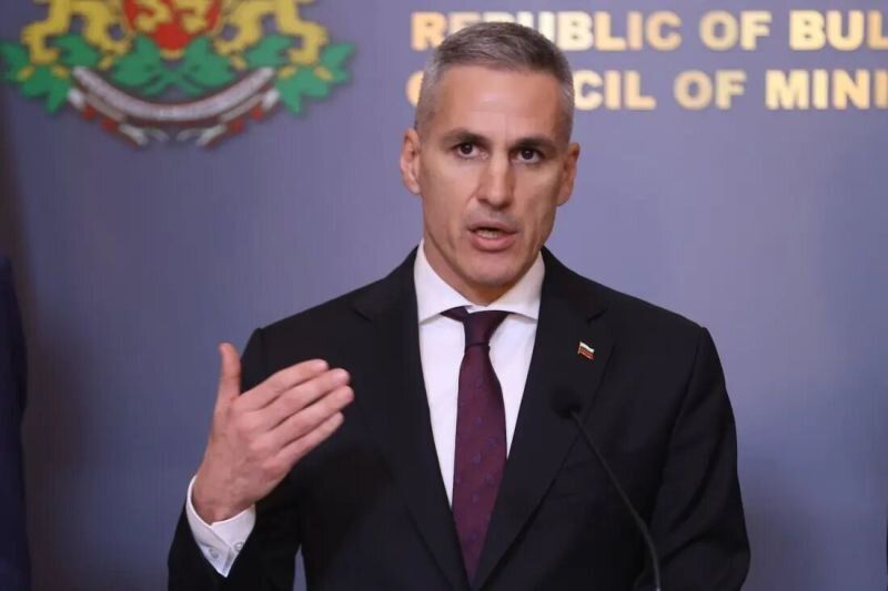 Гюров