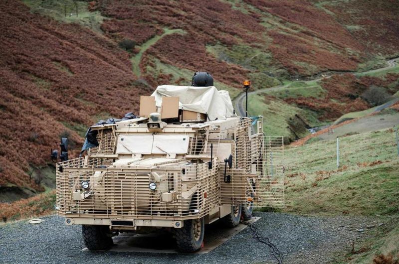 Великобритания разработва автономна система за противовъздушна отбрана, която да се предпазва от масирани атаки с дронове