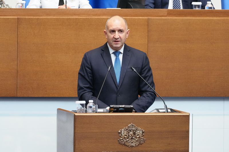 Румен Радев