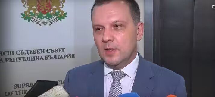 Министър Николай Найденов