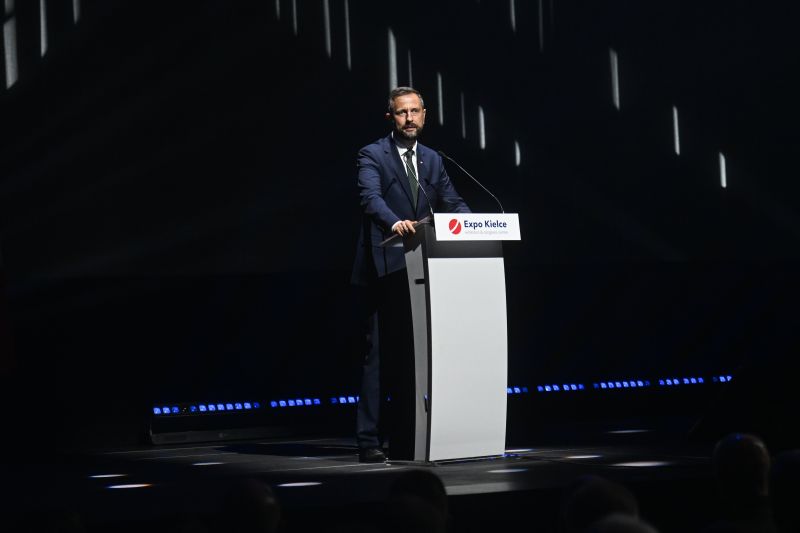 Владислав Косиняк-Камиш, полски министър на отбраната 