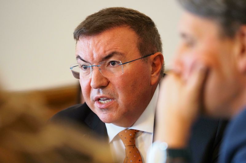 Костадин Ангелов