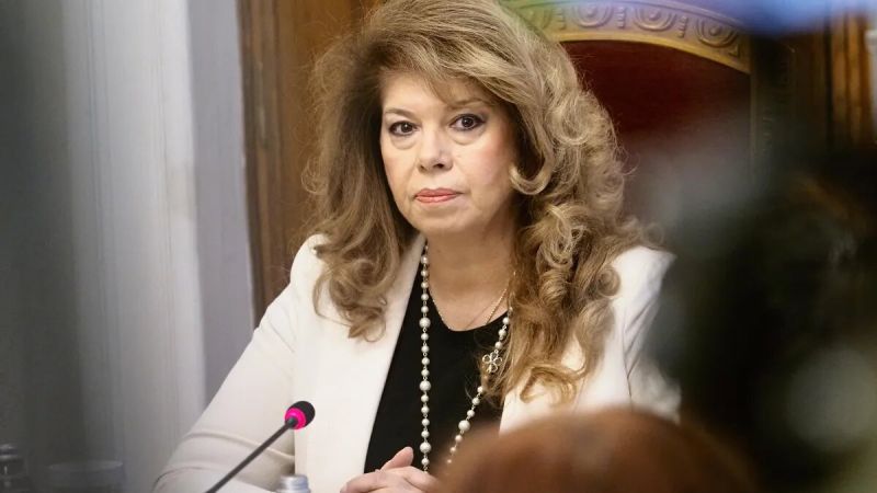 Илияна Йотова