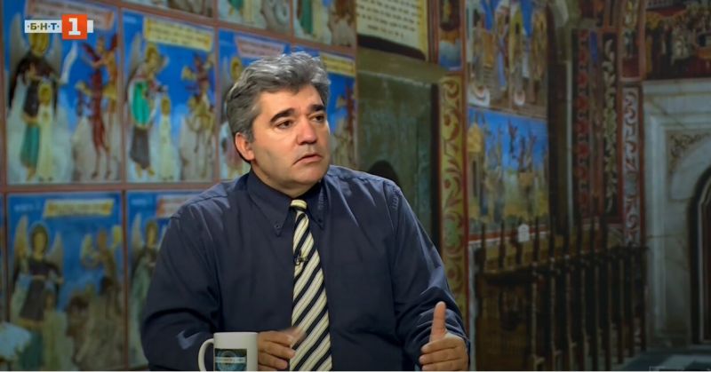 Доц. Костадин Нушев