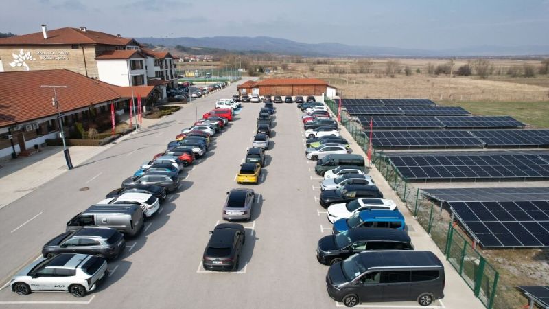 Предложеният акциз за нови автомобили над 250 kW започва от 10 000 евро. Автомобилният бранш предупреждава, че мярката ще повиши значително крайните цени.
