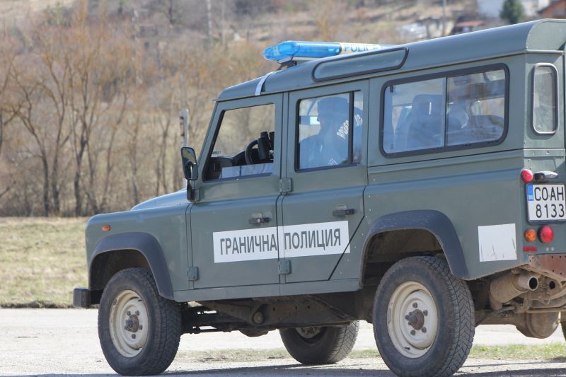 Каналджийство