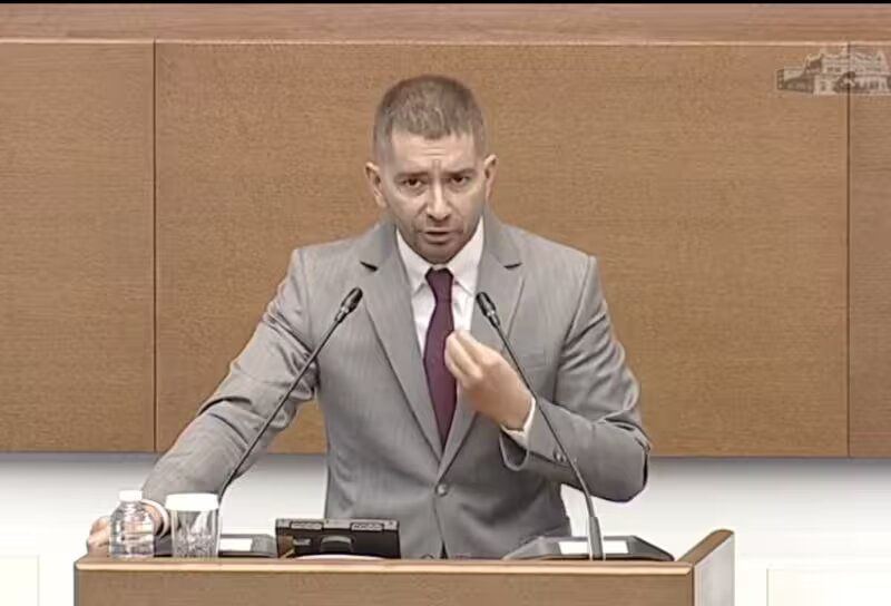 Слави Василев