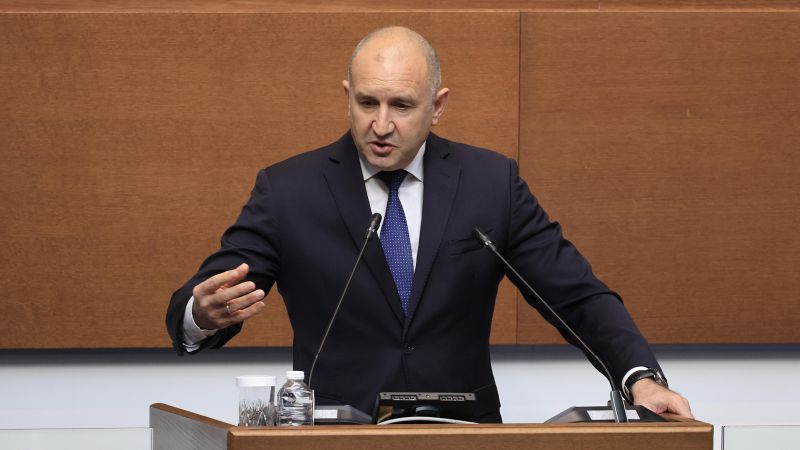Румен Радев
