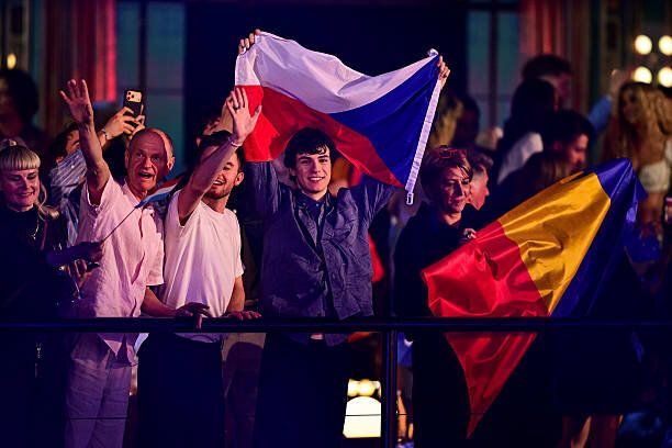 Даниел Жижка, представител на Чехия, по време на втория полуфинал на 70-ото издание на песенния конкурс