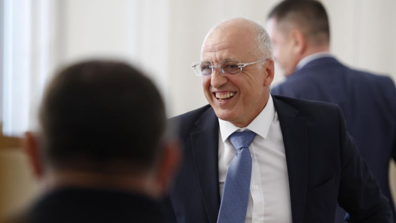 Началникът на Националната служба за охрана Емил Тонев