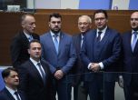Парламентът одобри кабинета ''Желязков''. Редовната власт се закле (снимки) slid