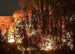 Голям пожар в столичния квартал ''Гоце Делчев'', изгоряха коли, хора се евакуираха (снимки и видео) slid