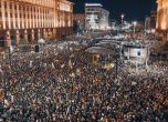 Авторът на най-хубавите снимки от протестите разреши на всички да ги използват (Галерия) slid