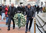 Стотици си взеха последно сбогом с Борислaв Михайлoв slid