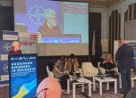 Прогноза: 45% от украинските бежанци в България ще останат у нас, ако се стигне до крехък мир slid