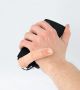 Вижте този пръст - страховит аксесоар към смартфона ви (видео)