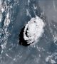 Огромно изригване на подводен вулкан в Тонга, заснето на видео от сателит